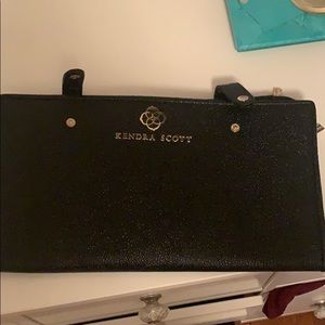 Kendra Scott travel organizer